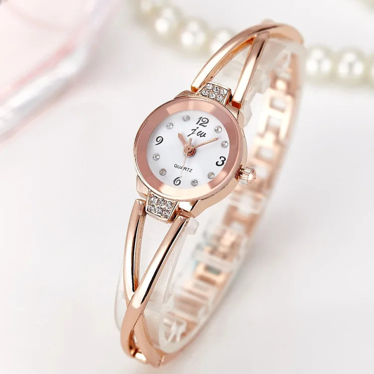 Montre Bracelet Femme – Élégante et Tendance