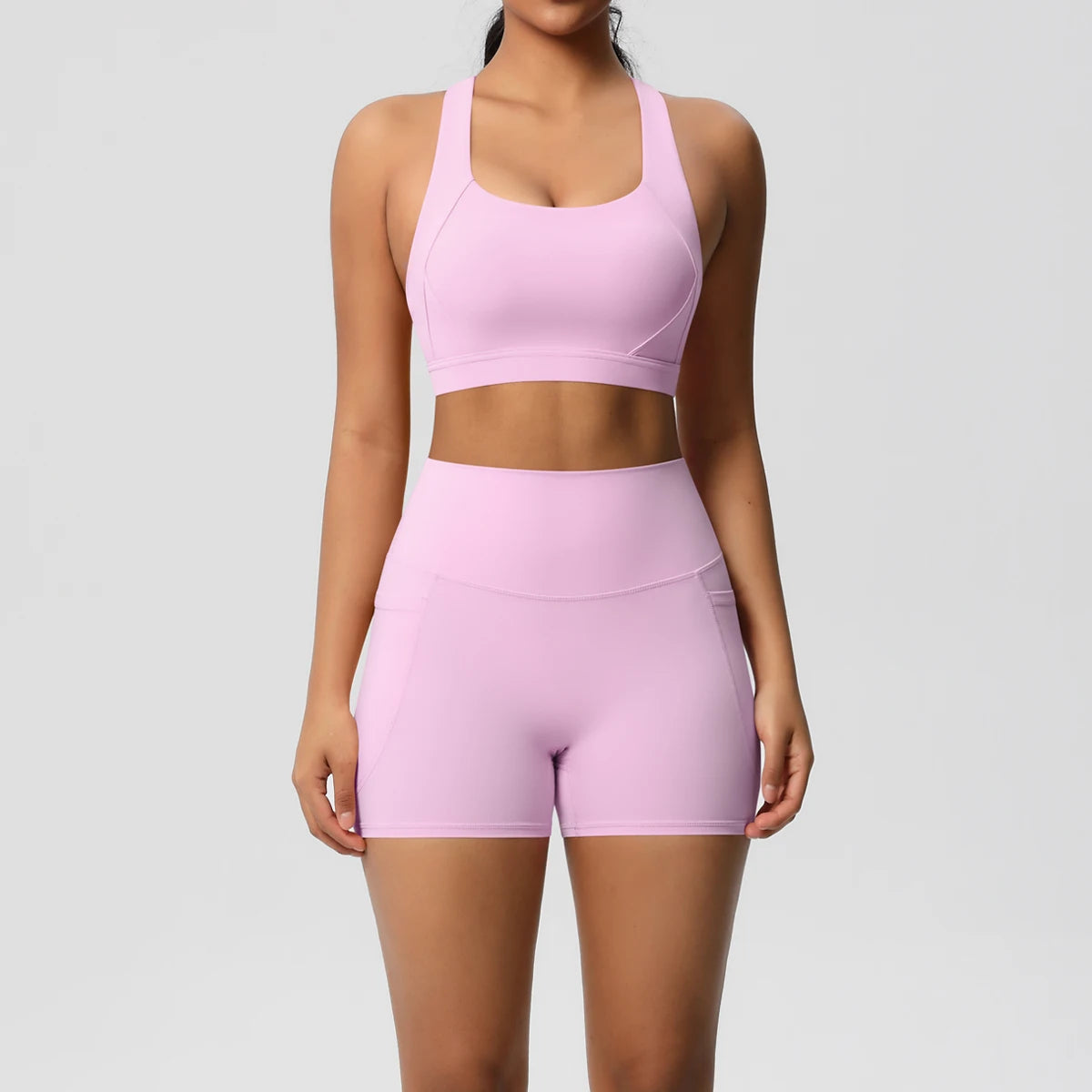 Ensemble Sport 2 pièces avec Poches – Tenue de Yoga Femme | Shorts de Sport & Brassière Croisée | Leggings de Gym