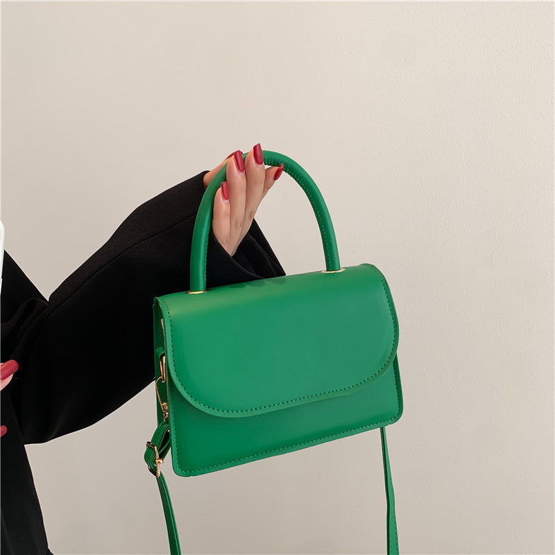 Sac à bandoulière simple, polyvalent et décontracté avec rabat