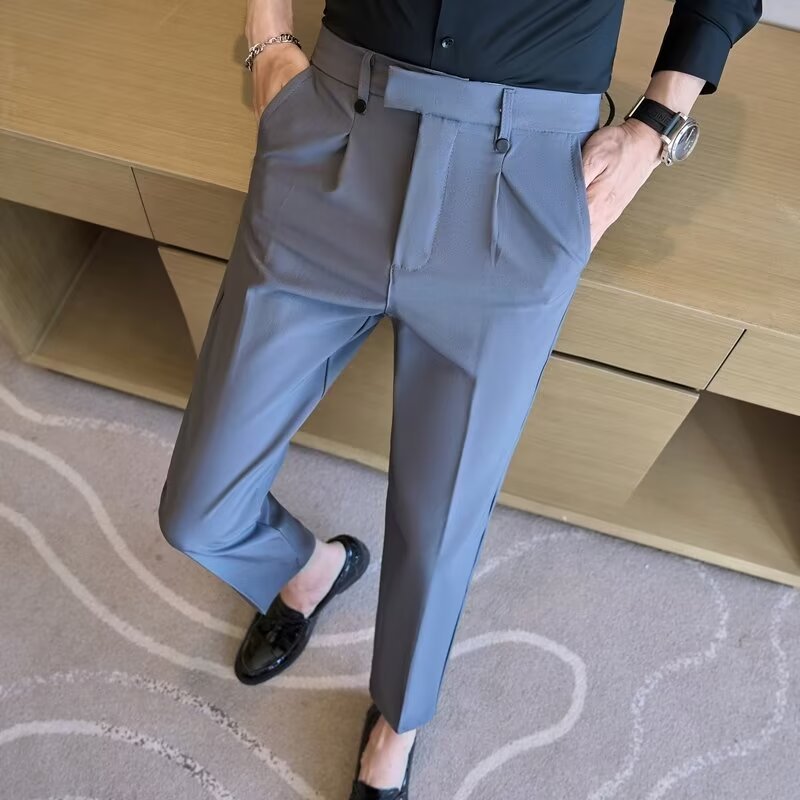 Pantalon droit à taille haute avec double pli, style costume décontracté