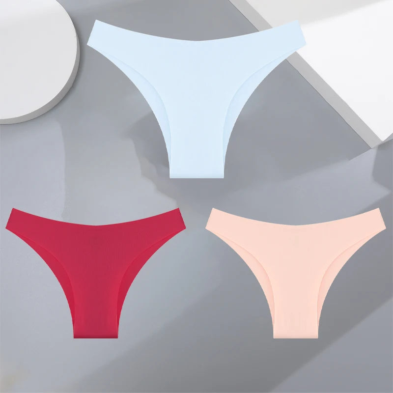 Pantalon de yoga taille haute pour femme — effet galbant, tissu respirant à pois, coupe slim courte avec poches, style évasé moderne et confortable.