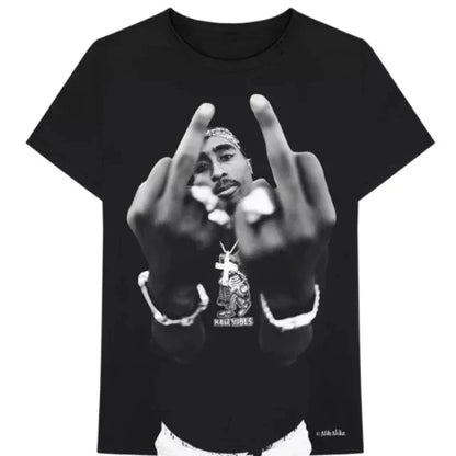 T-shirt Hip Hop Tupac-2pac Prière du doigt du milieu contre le monde d’été Nouveau T-shirt de mode rétro pour hommes et femmes